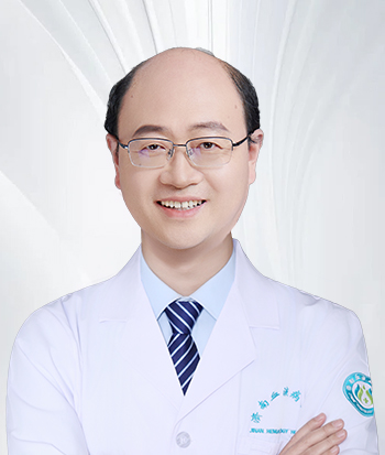 李锴男